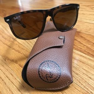 Oversized Ray Ban’s